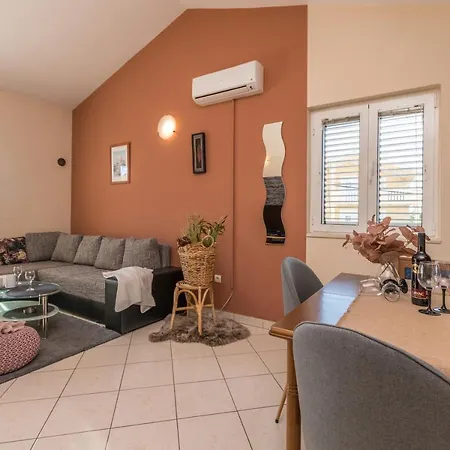Zorica Apartment *